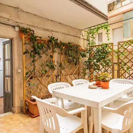 House Stephanotus * Catania
